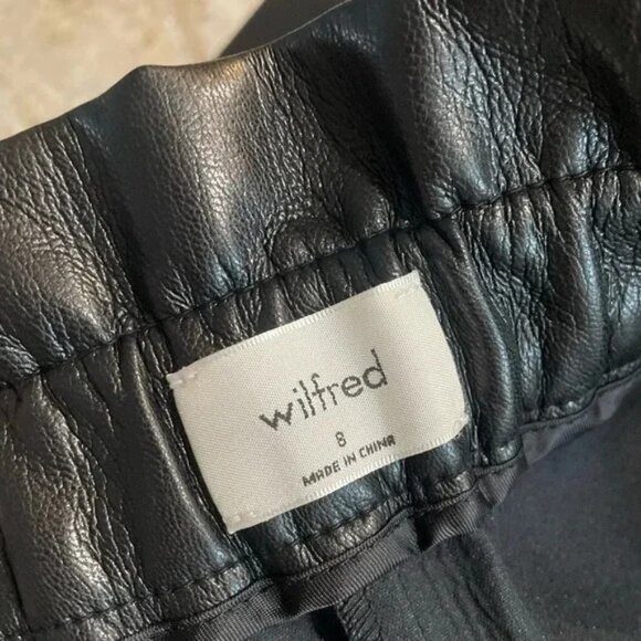 Wilfred Aritzia Speechless Faux Vegan Leather High Waisted Paper Bag Shorts 8 - Picture 2 of 7